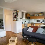 Nice Appartment Near Buttes Chaumont