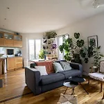 Nice Appartment Near Buttes Chaumont